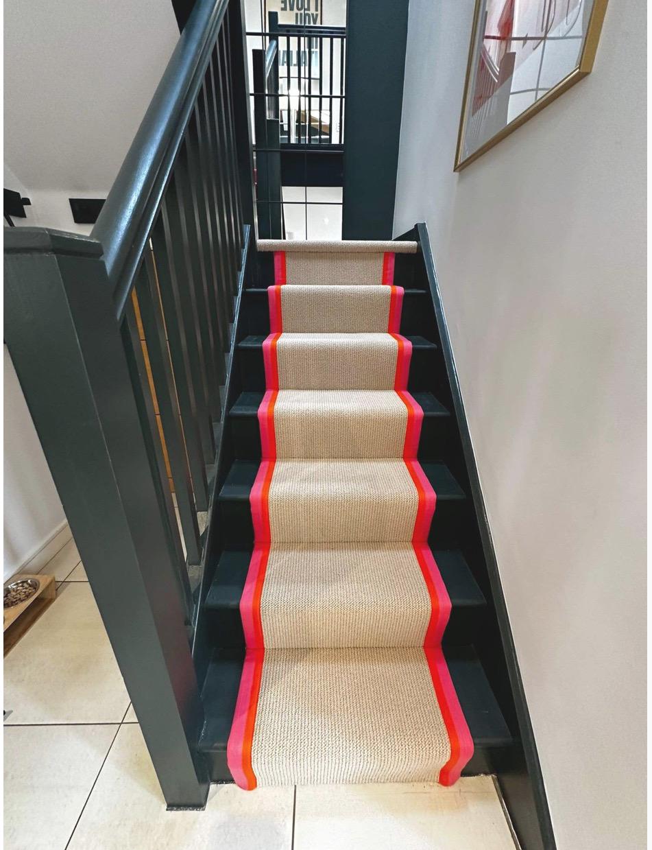 Pink stitched Taped edge stair runner beige